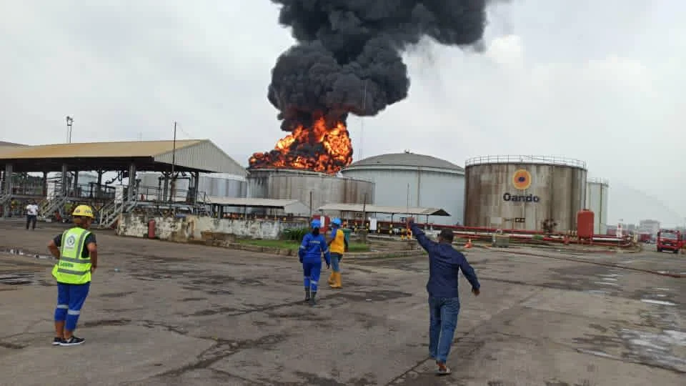 Oando Tank Farm On Fire In Lagos